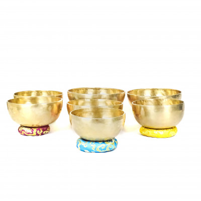 Set of 7 bowls composed of 7 metals for the 7 chakras