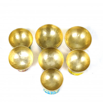 Set of 7 bowls composed of 7 metals for the 7 chakras