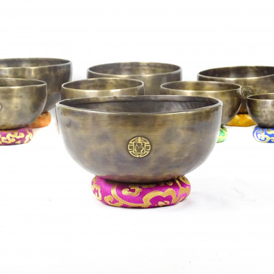 OM Sajan Singing bowl from Newari maestro Sajan Thapaliya