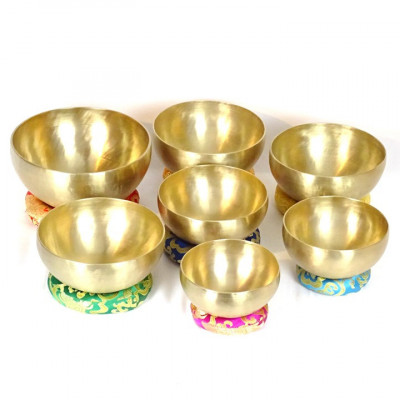 Set of 7 bowls composed of 7 metals for the 7 chakras