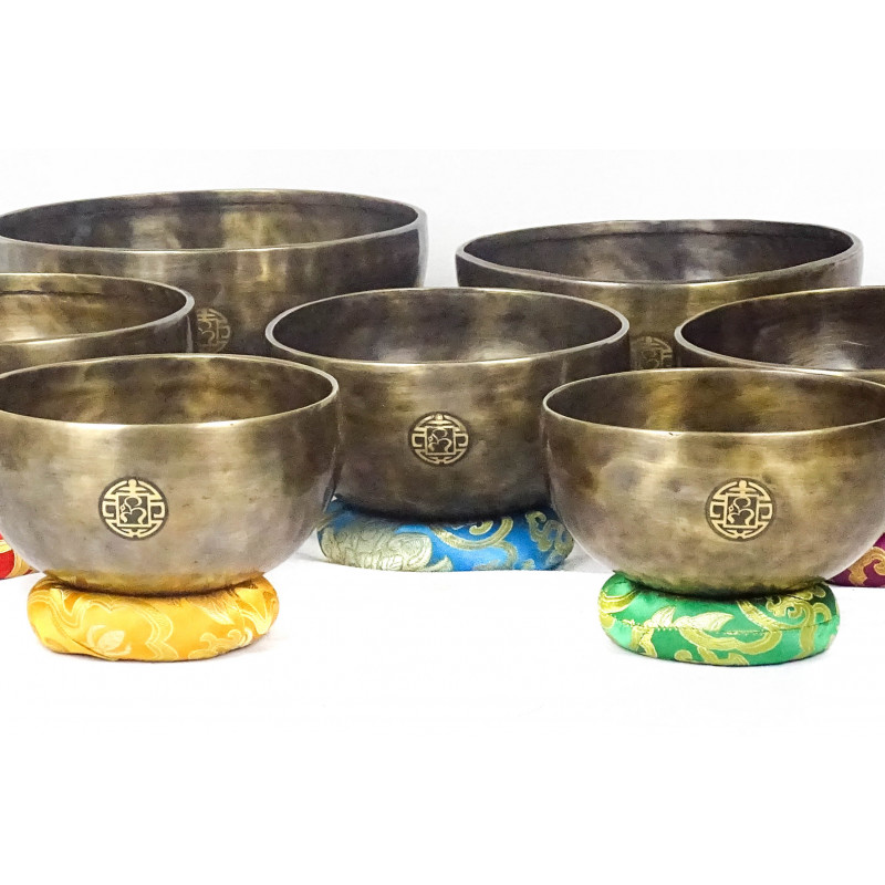 Om Sajanシンギングボウルセット：完璧さを追求したカスタムセレクト