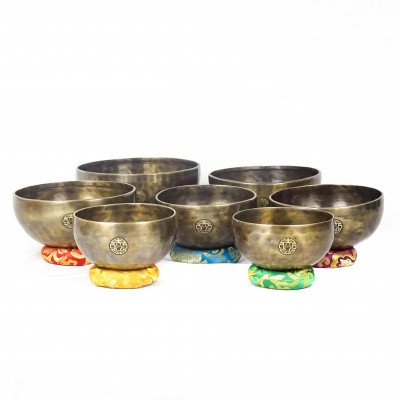 VEDIC SET of 7 OM SAJAN Singing bowls on the 3rd octave from 132 Hertz to 246 Hertz at wholesale price