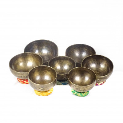 VEDIC SET of 7 OM SAJAN Singing bowls on the 3rd octave from 132 Hertz to 246 Hertz at wholesale price