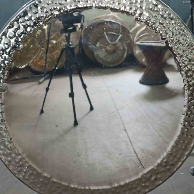 Mirror gong with deep sound vibration available in different sizes