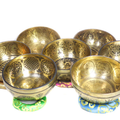 अति उत्तम नक्काशी गरिएका गायन कचौराहरूको सेट - निको पार्ने गायन कचौराहरू