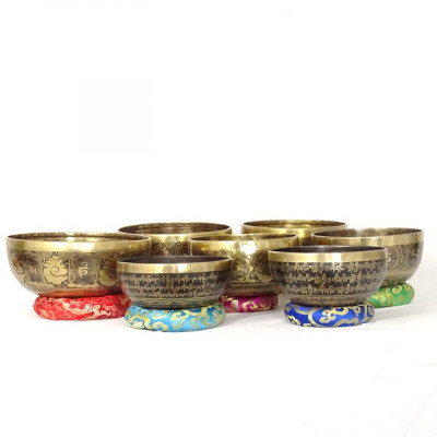 नक्काशी गरिएको गायन बाउल सेट अर्डर गर्नुहोस्: ध्वनि थेरापीको लागि उत्तम