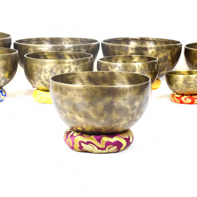 Patinated singing bowls C D E F G  A B notes