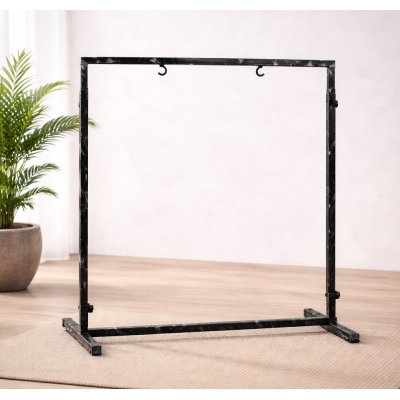 Chân đế cồng chiêng – Hình vuông bằng kim loại, có thể điều chỉnh